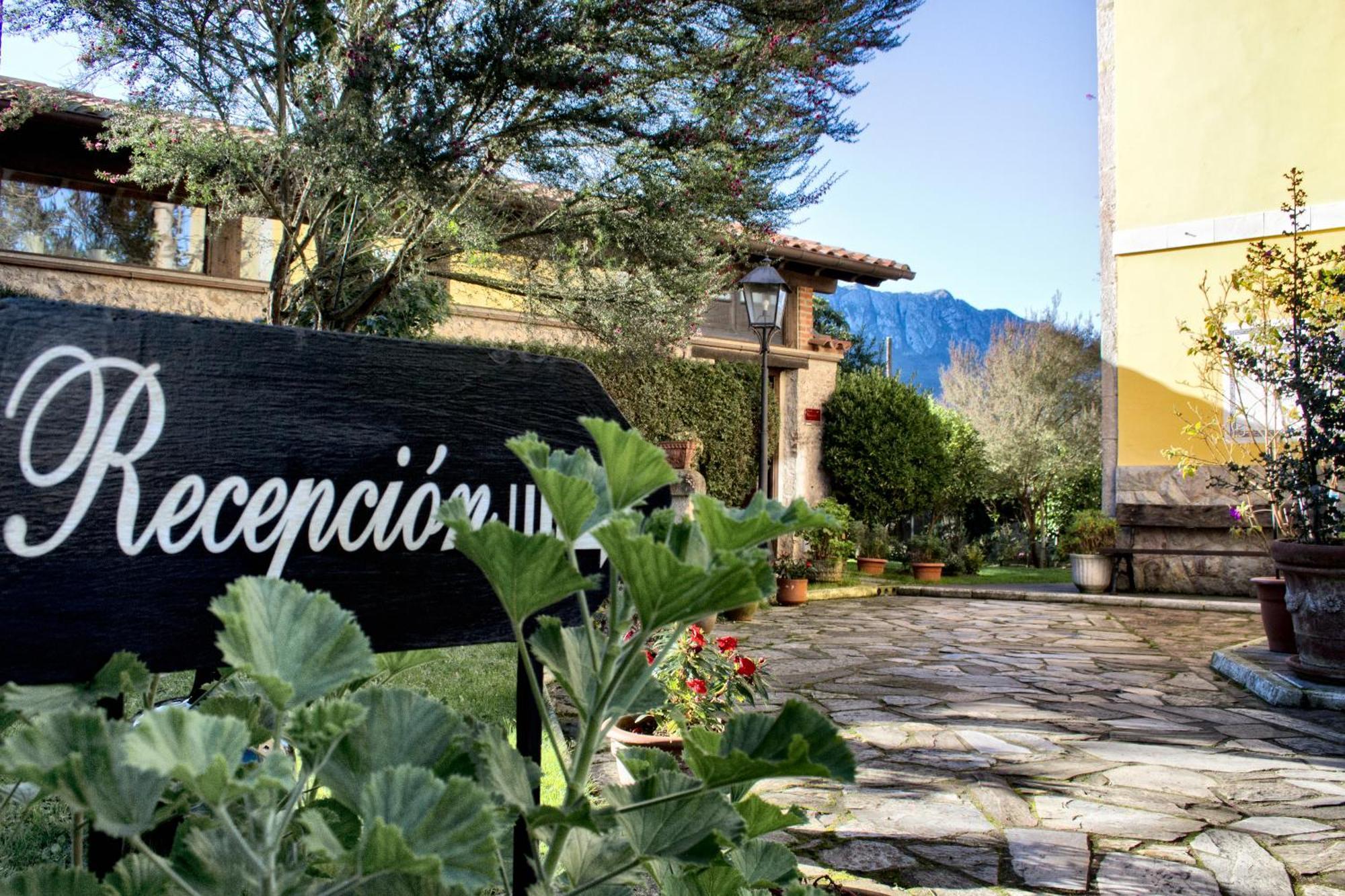 Hotel La Arquera Llanes Exterior photo